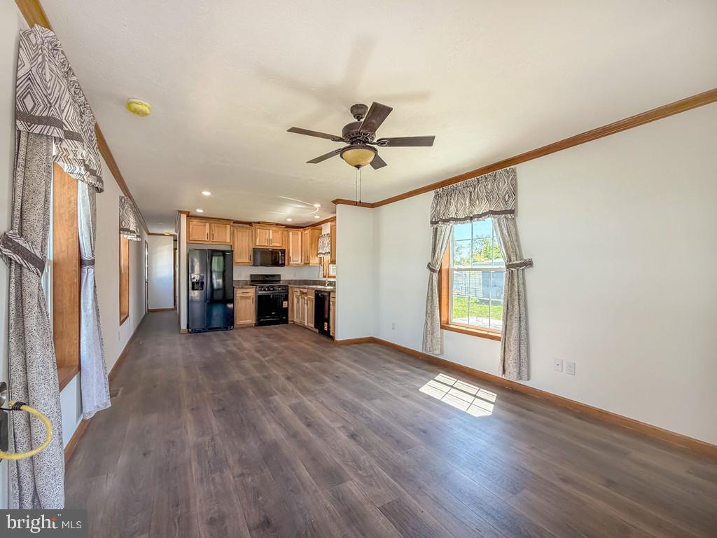 PENNWOOD CROSSING - Residential