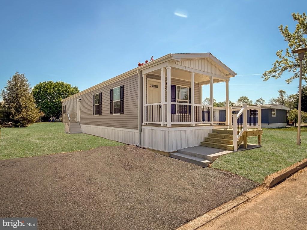 PENNWOOD CROSSING - Residential