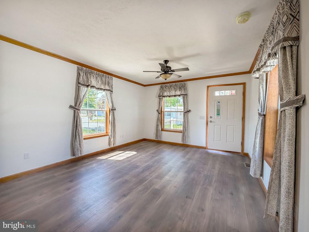 PENNWOOD CROSSING - Residential