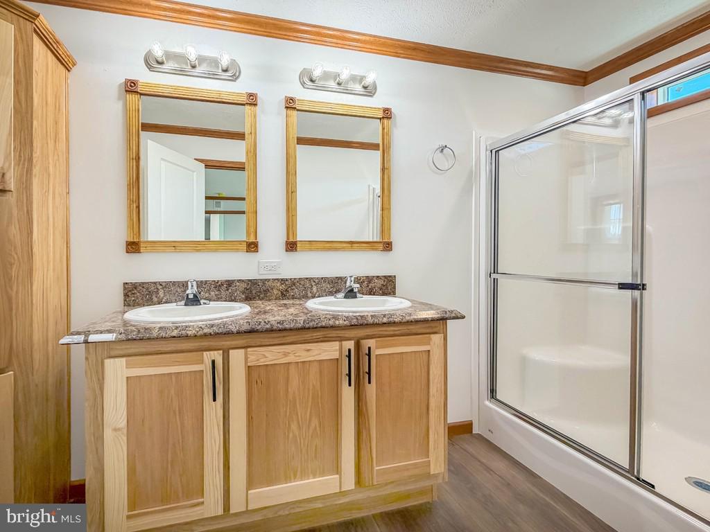 PENNWOOD CROSSING - Residential