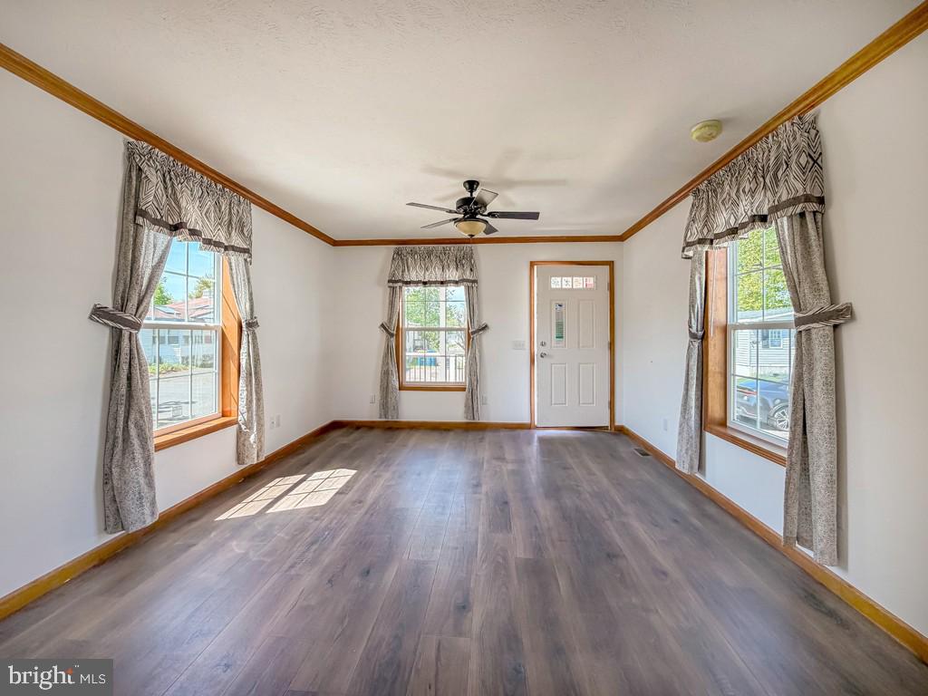 PENNWOOD CROSSING - Residential
