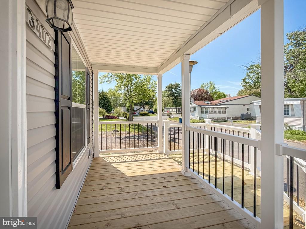 PENNWOOD CROSSING - Residential