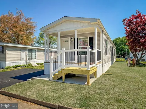 3402 Clayton Drive, Morrisville, PA MLS: PABU2120458