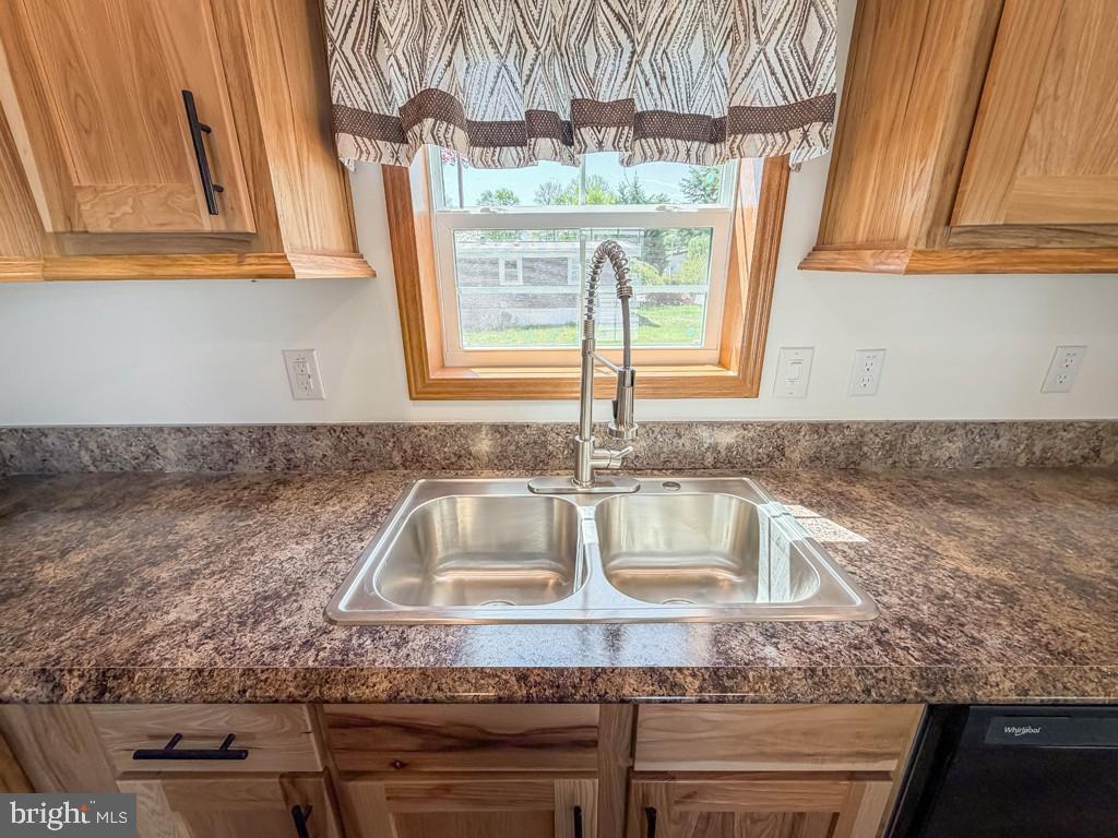 PENNWOOD CROSSING - Residential