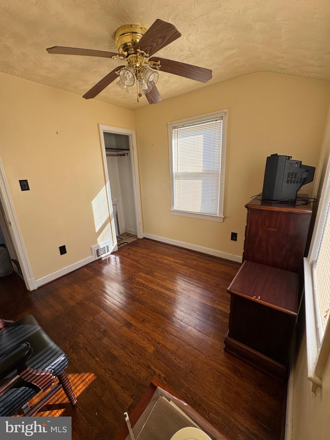 BRADBURY HEIGHTS - Residential