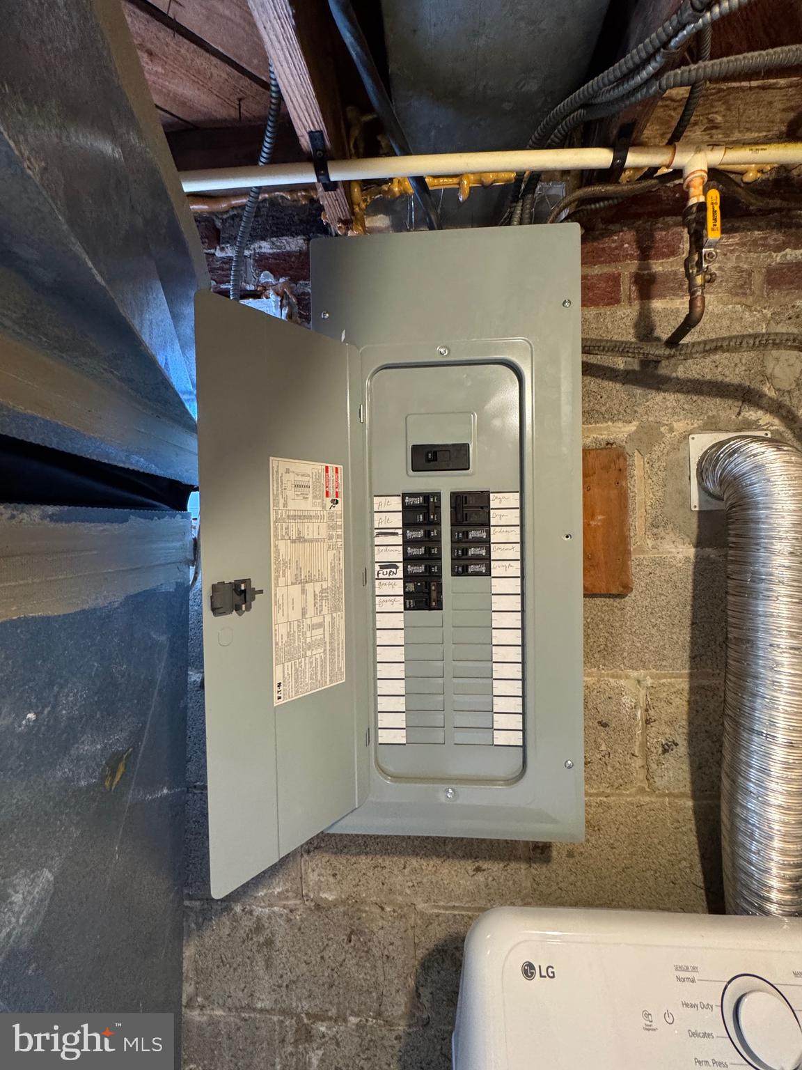 BRADBURY HEIGHTS - Residential