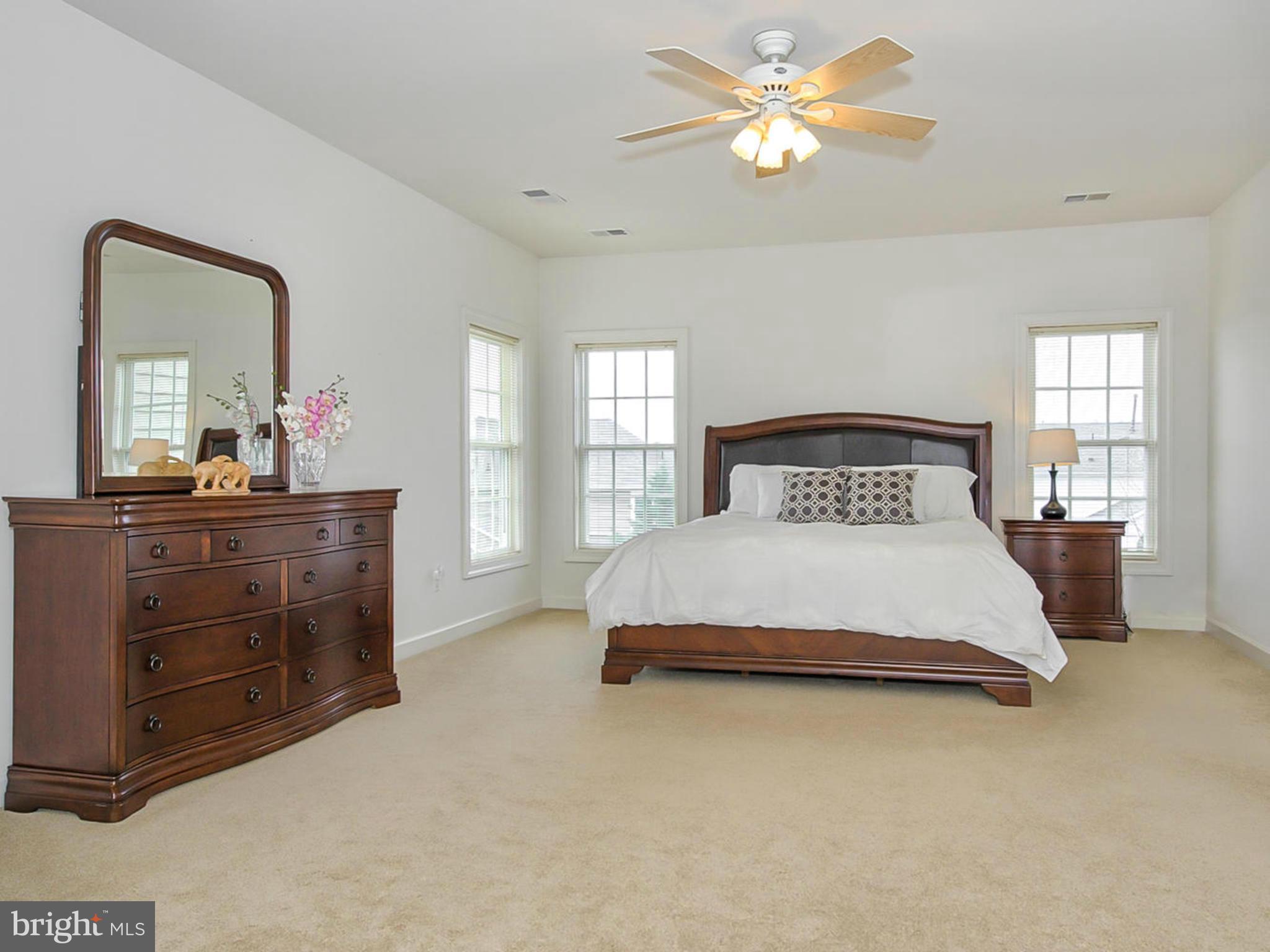 VILLAGES OF URBANA - Residential Lease