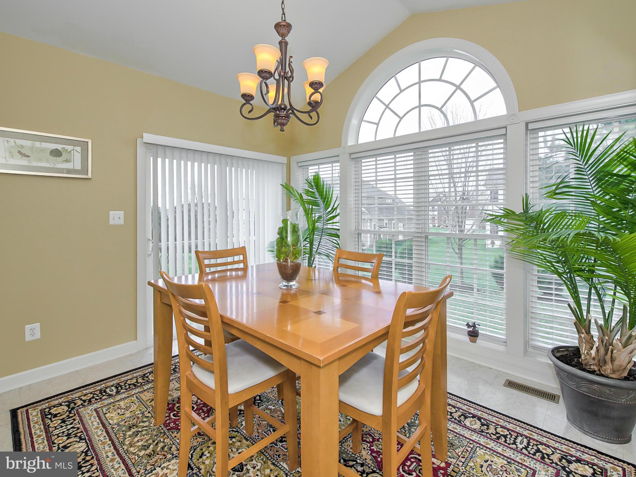 VILLAGES OF URBANA - Residential Lease