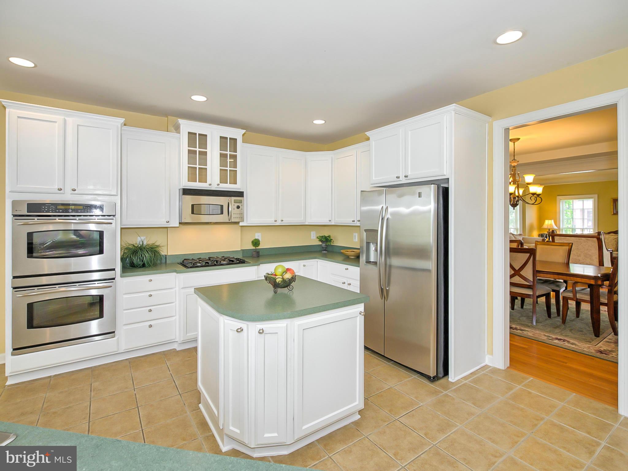 VILLAGES OF URBANA - Residential Lease