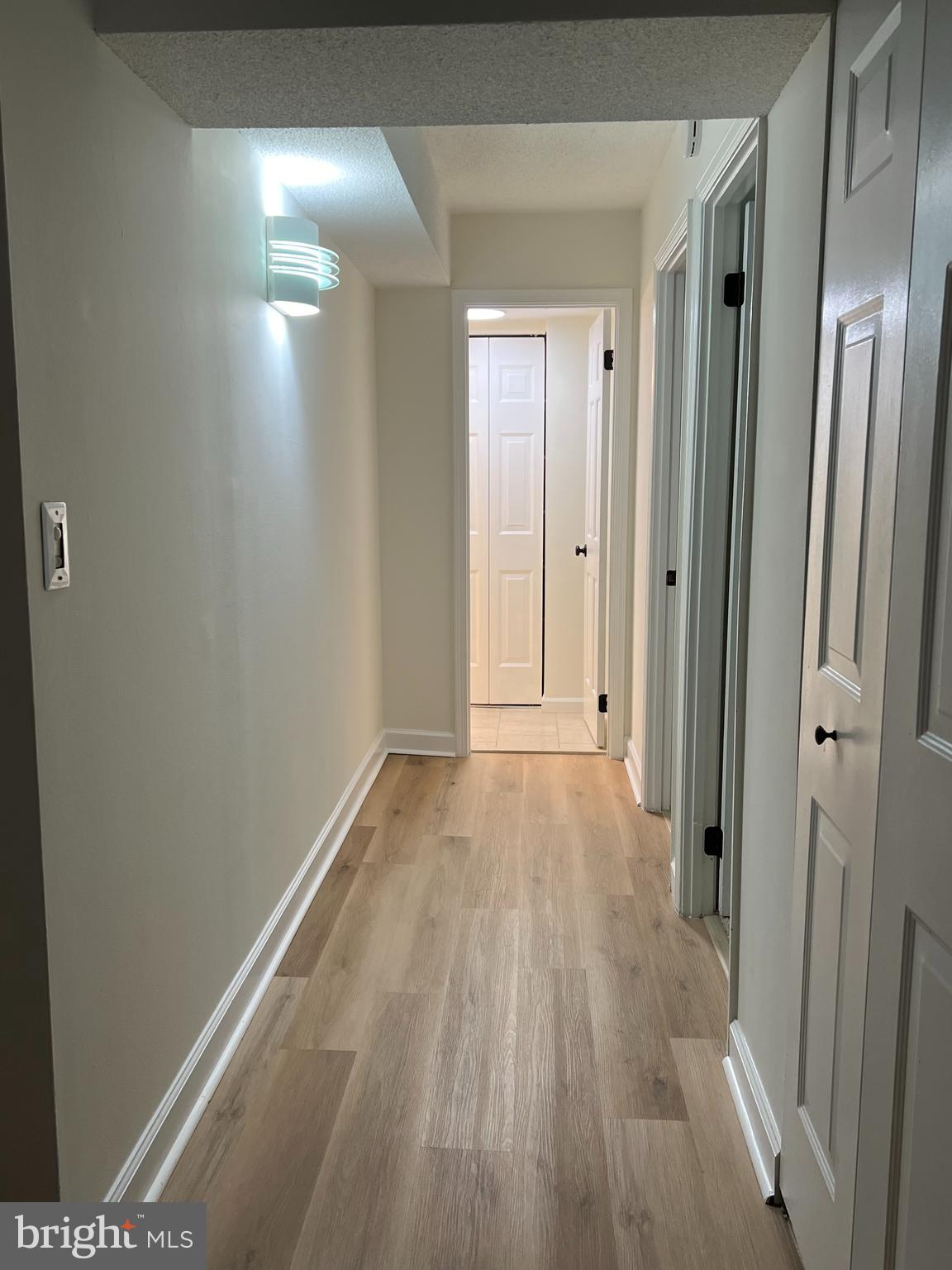 THE COLONIES - Residential Lease