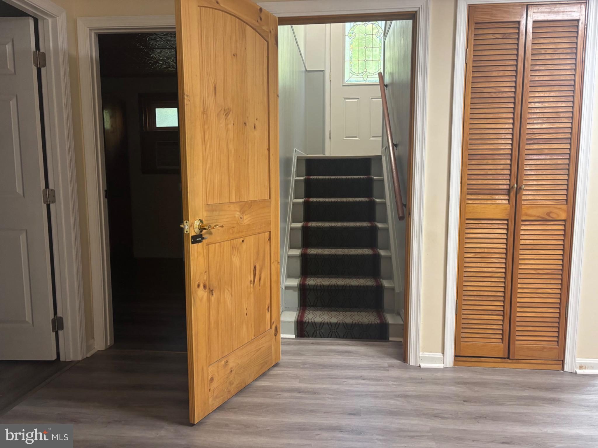 LAND O LAKES - Residential Lease