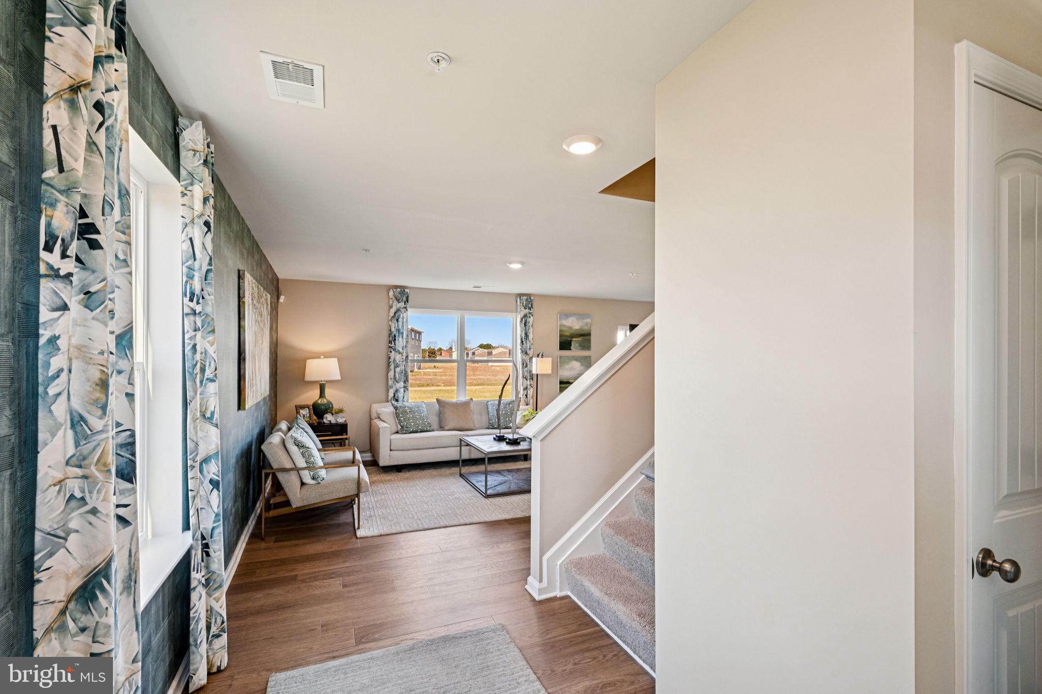 1153 WINTERMEAD LOOP