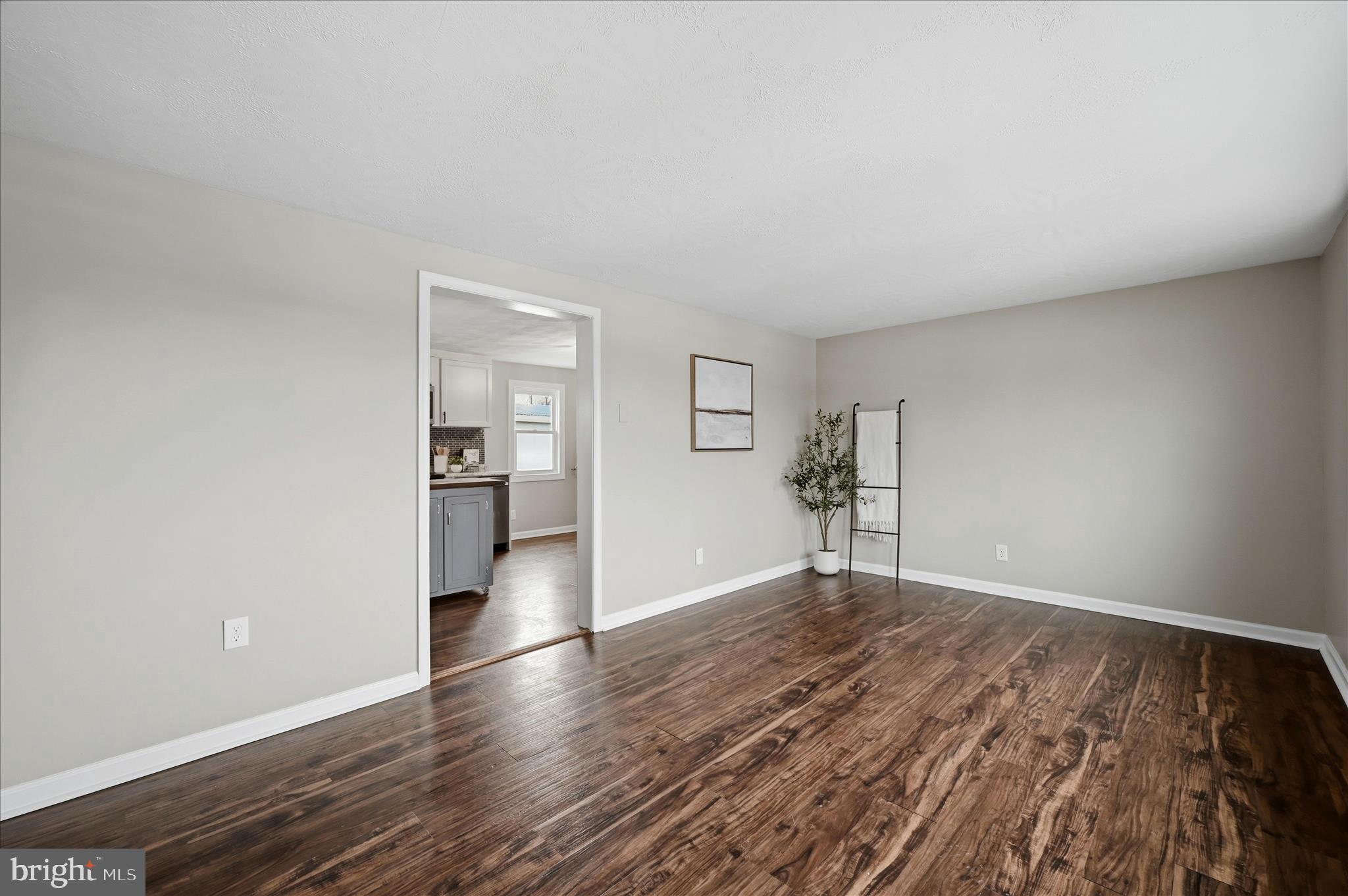 HAPPY CREEK - Residential