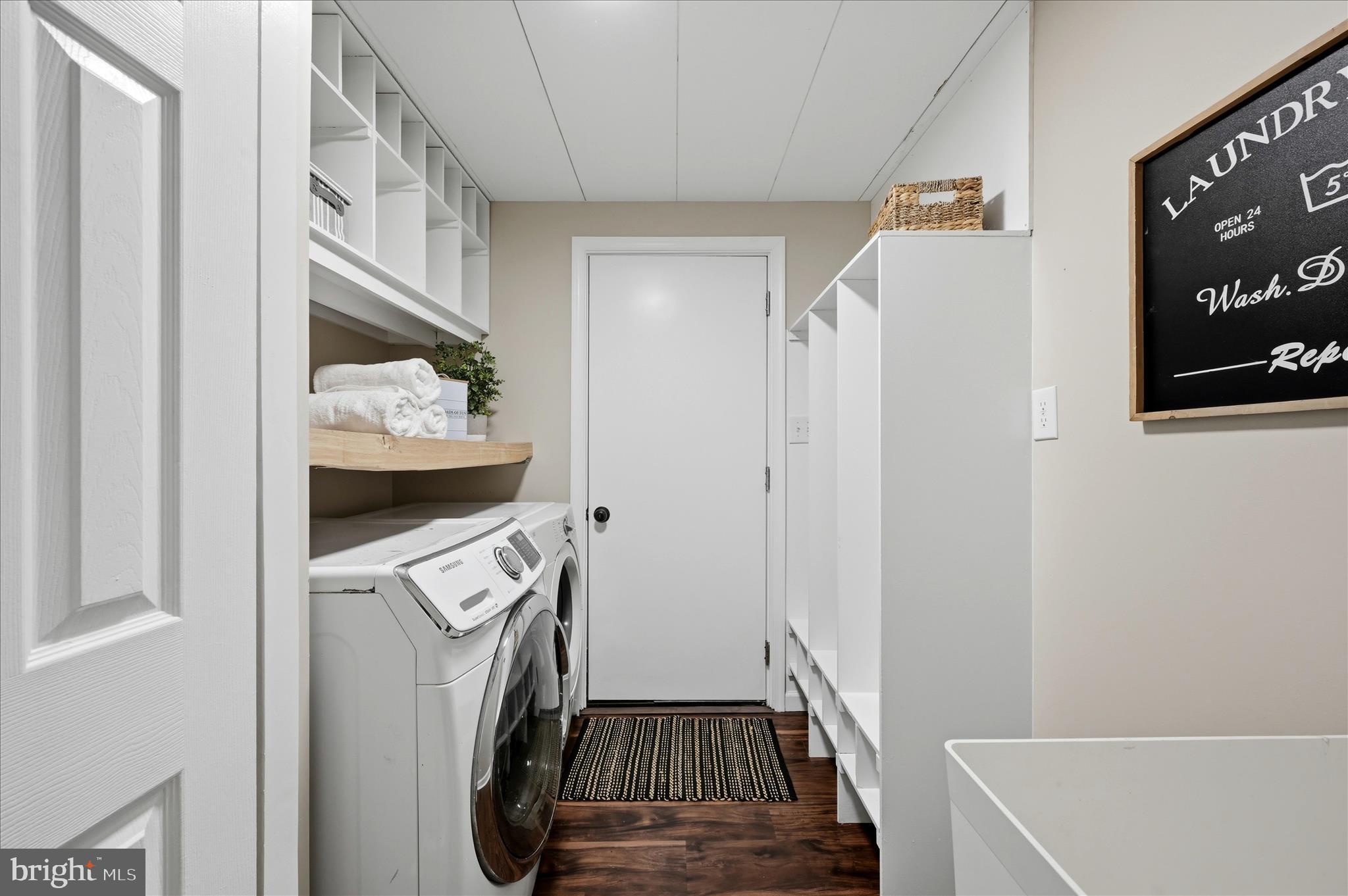 HAPPY CREEK - Residential