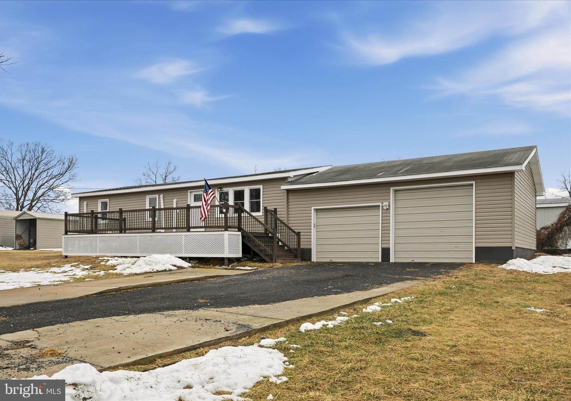 HAPPY CREEK - Residential