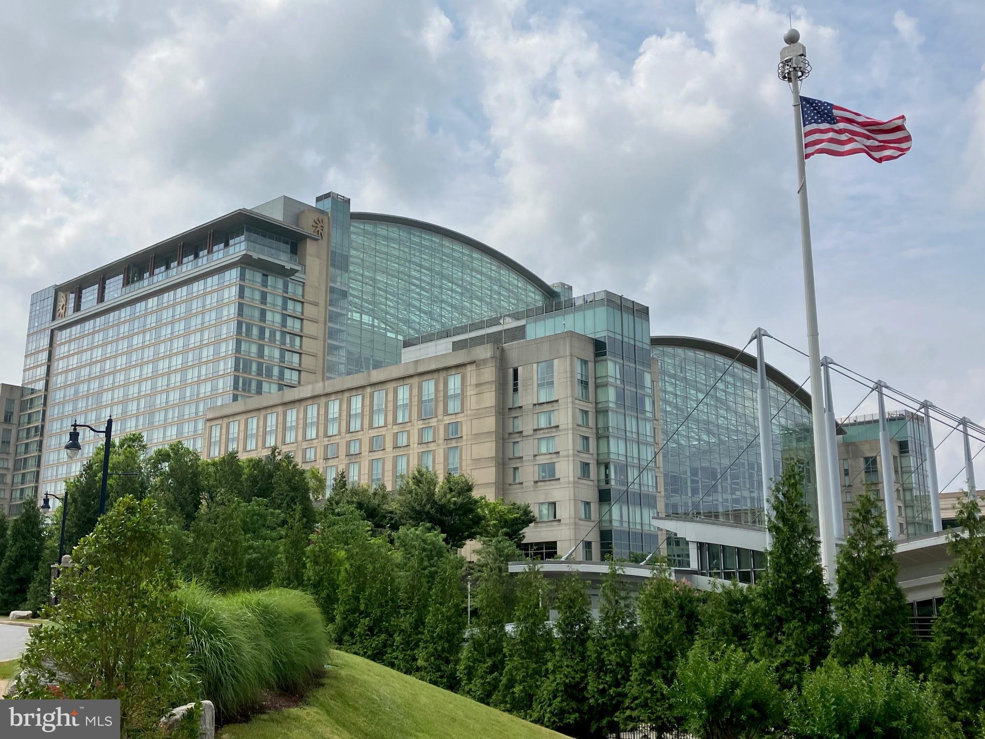 ONE NATIONAL HARBOR CONDOMINIUM - Residential