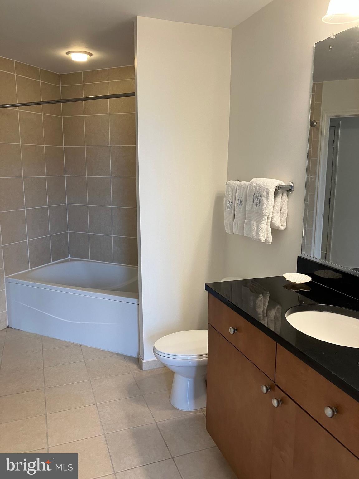 ONE NATIONAL HARBOR CONDOMINIUM - Residential