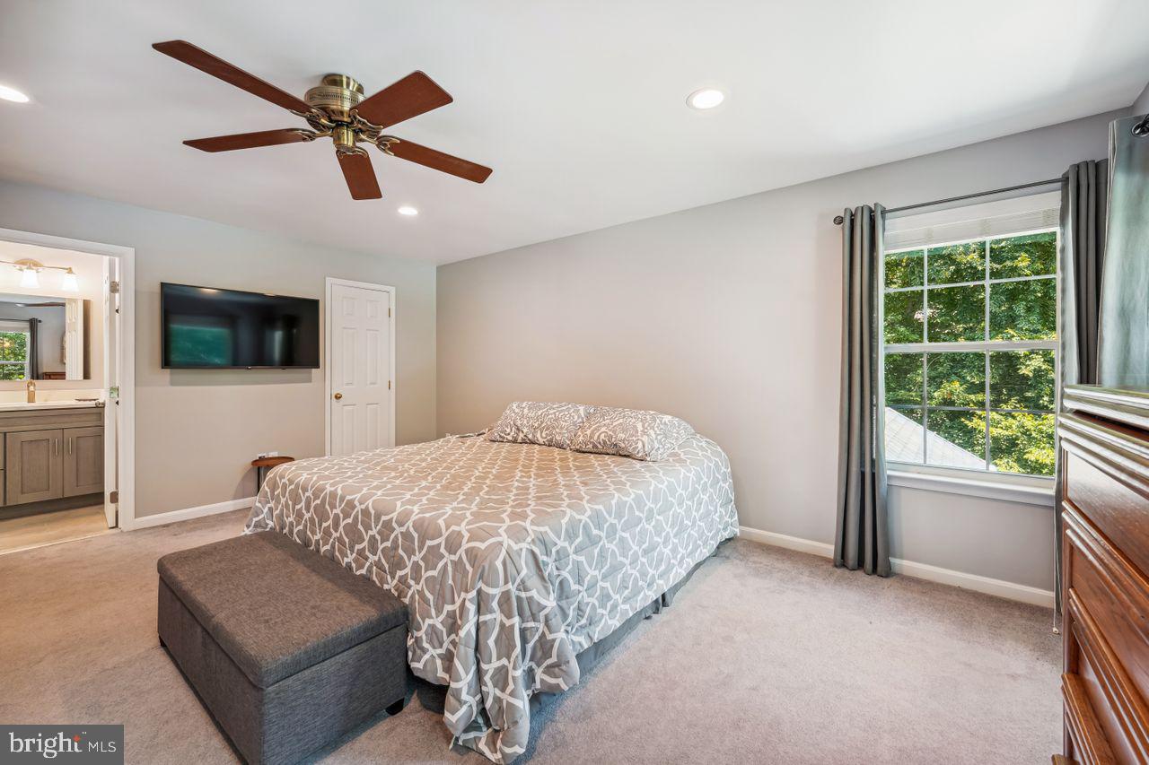 HICKORY CREEK - Residential