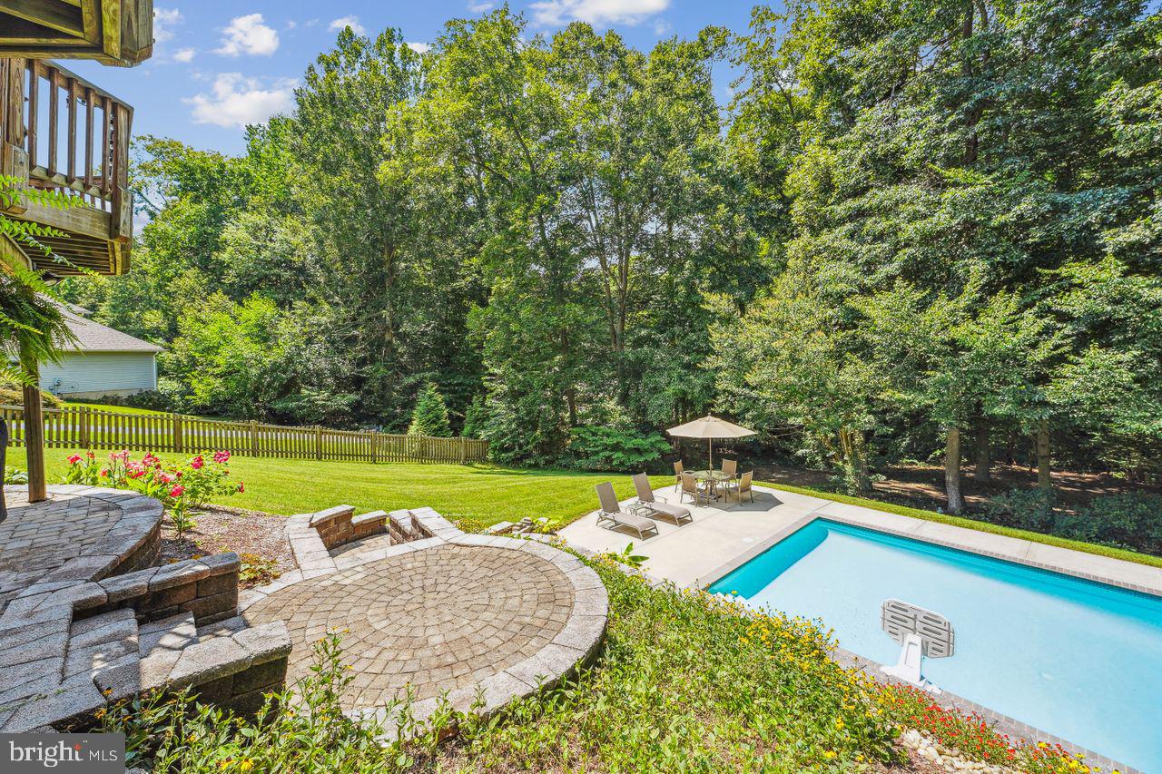 HICKORY CREEK - Residential