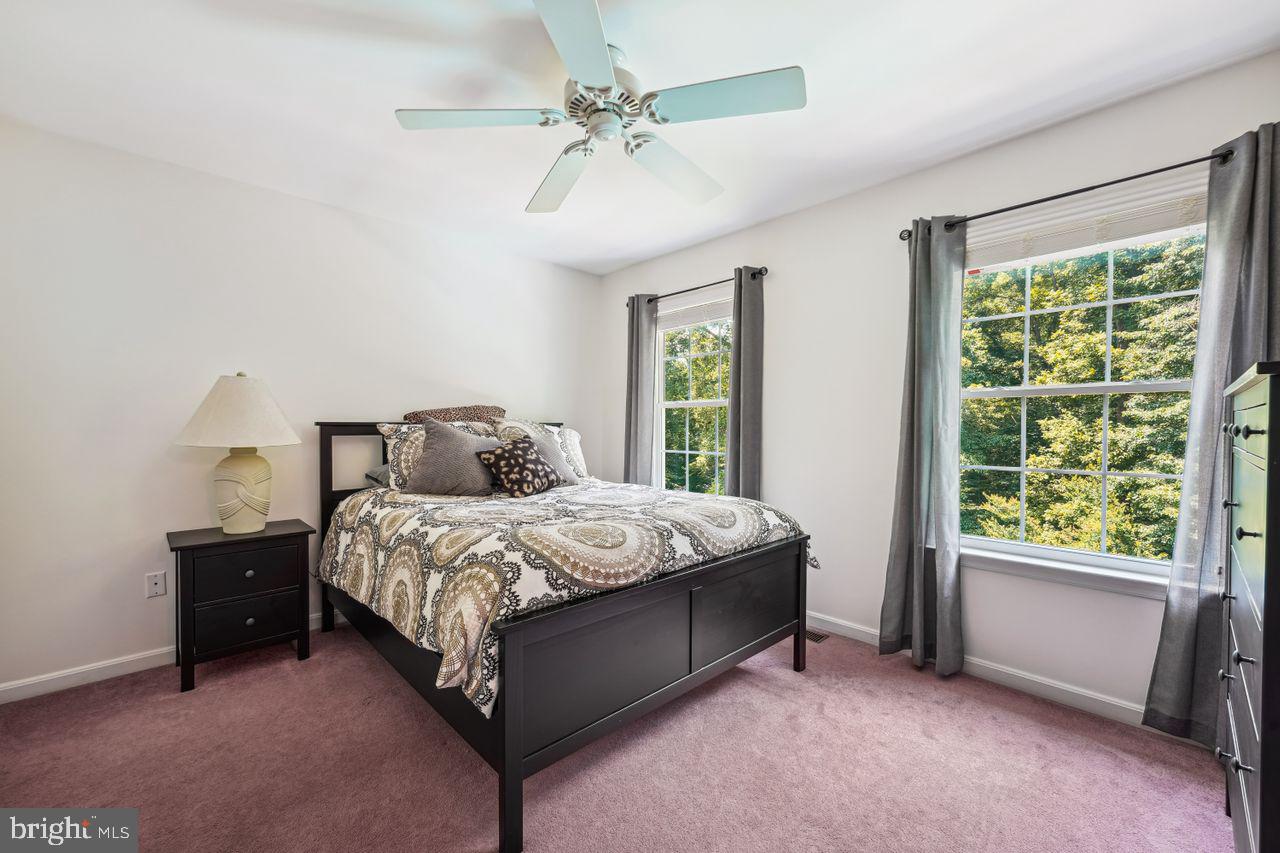 HICKORY CREEK - Residential