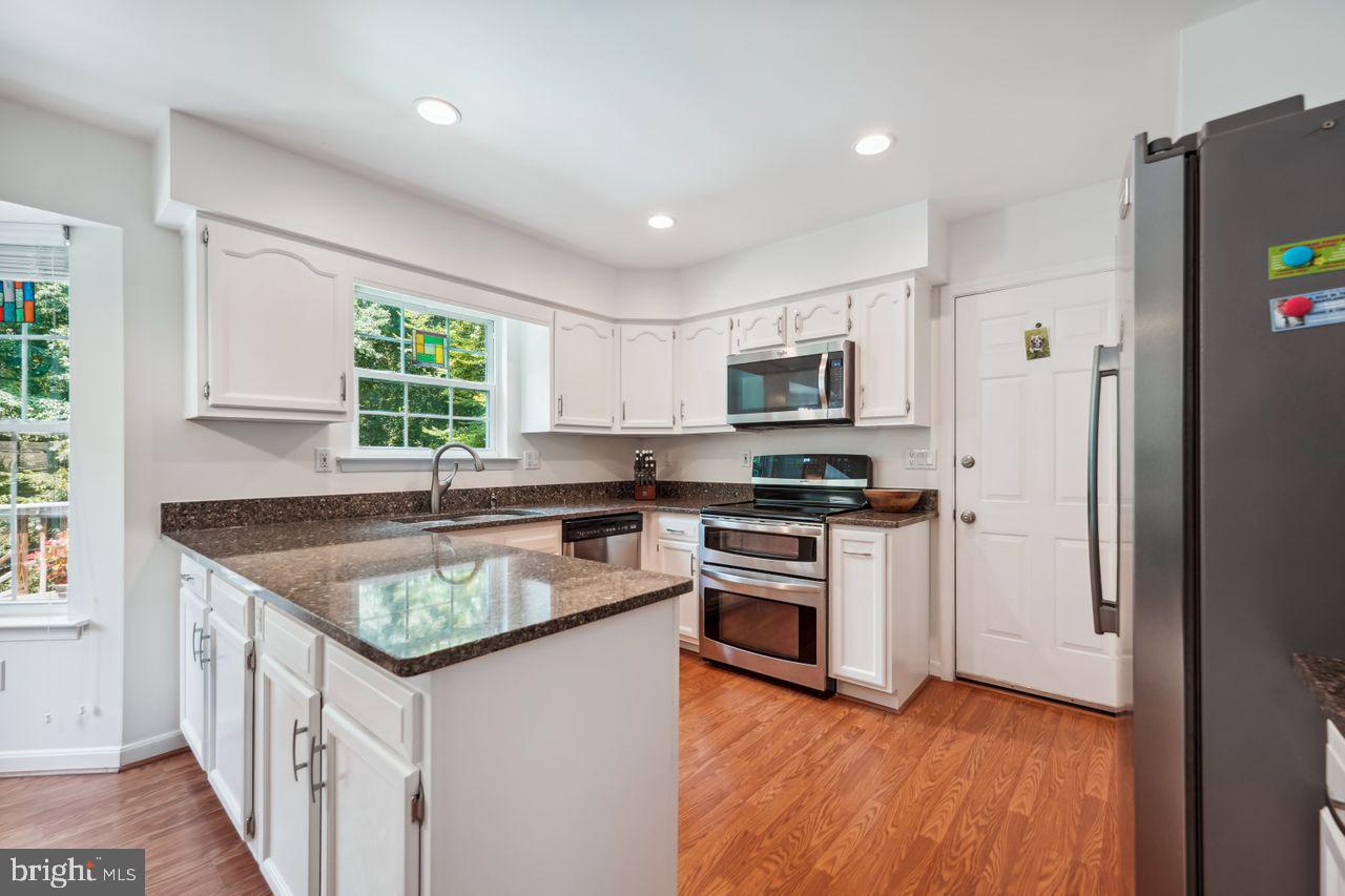 HICKORY CREEK - Residential