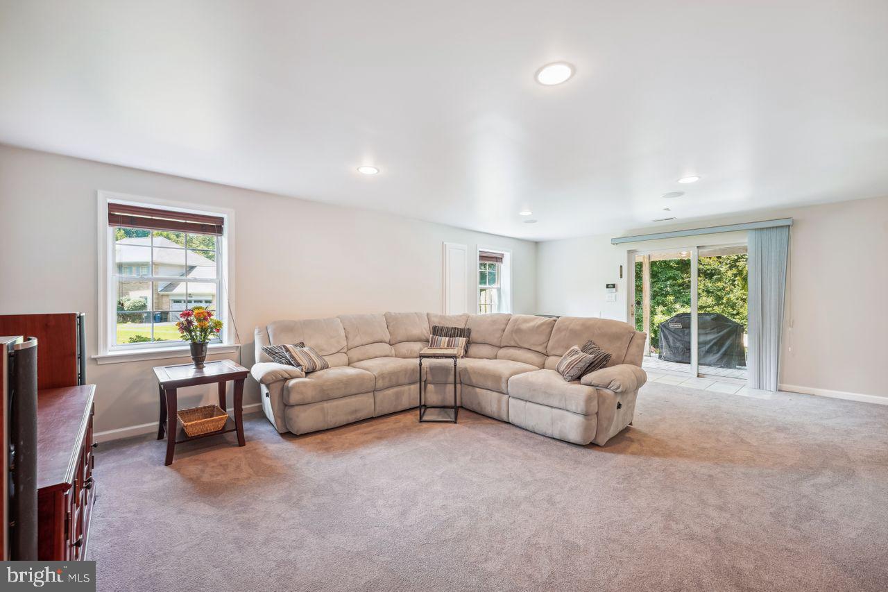 HICKORY CREEK - Residential