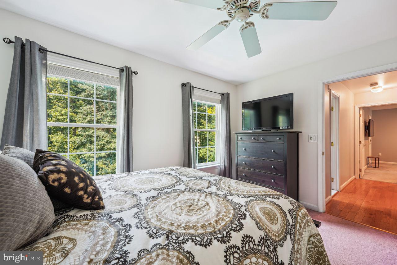 HICKORY CREEK - Residential