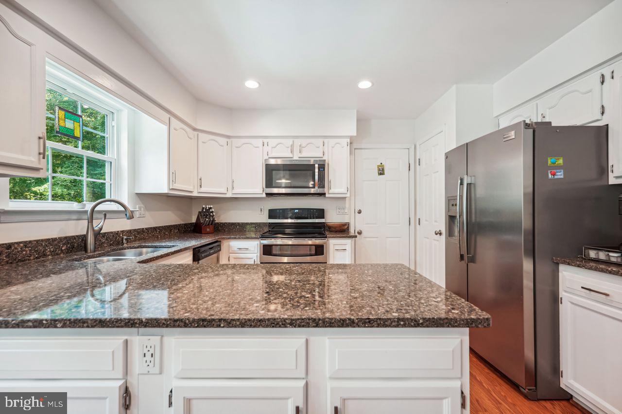 HICKORY CREEK - Residential