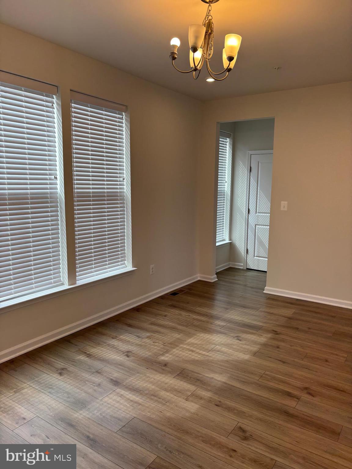 EMBREY MILL - Residential Lease