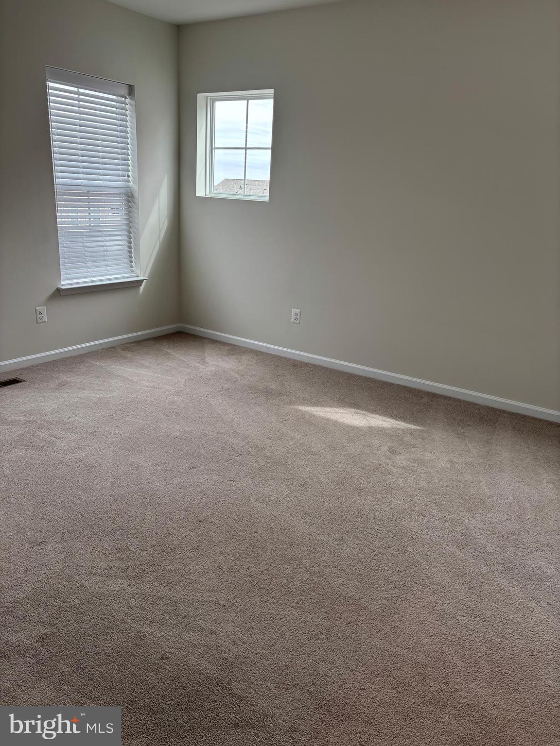 EMBREY MILL - Residential Lease