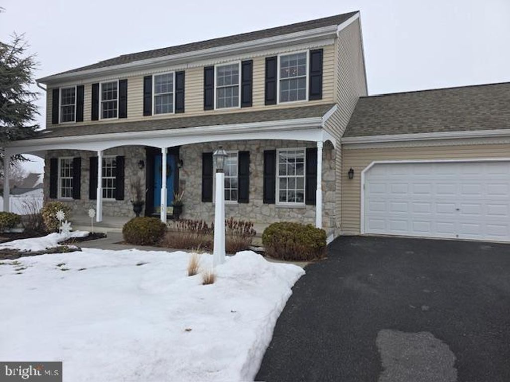 Photo of 35 Sarah Lane, MOUNT JOY, PA 17552 (MLS # PALA2082990)