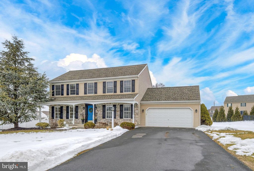 Photo of 35 Sarah Lane, MOUNT JOY, PA 17552 (MLS # PALA2082990)