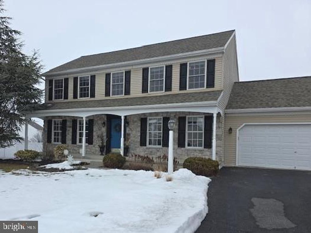Photo of 35 Sarah Lane, MOUNT JOY, PA 17552 (MLS # PALA2082990)