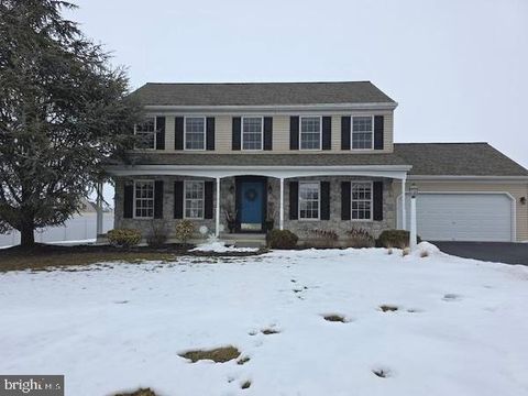 35 SARAH LANE MOUNT JOY PA 17552