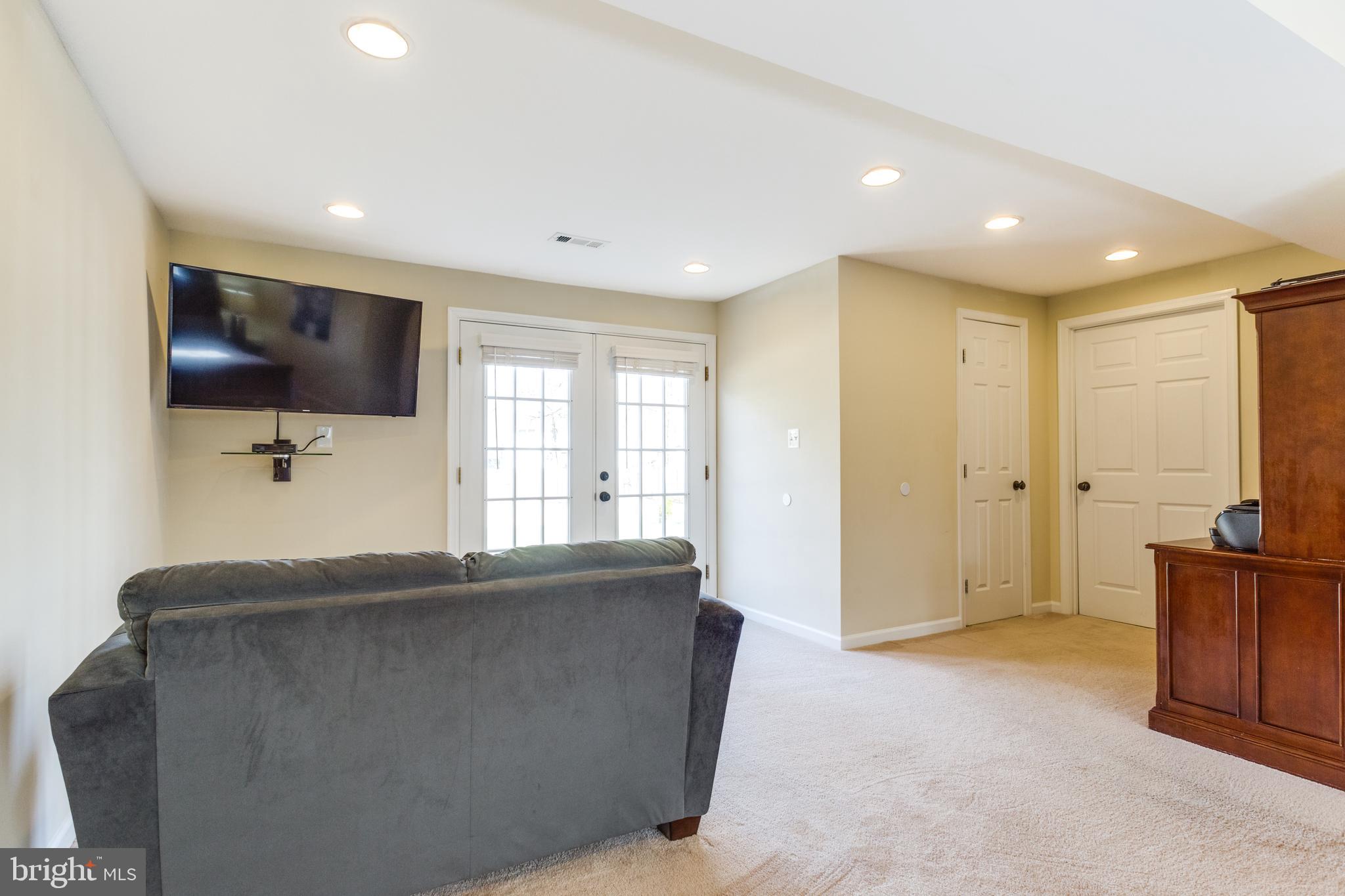 CARRINGTON - Residential