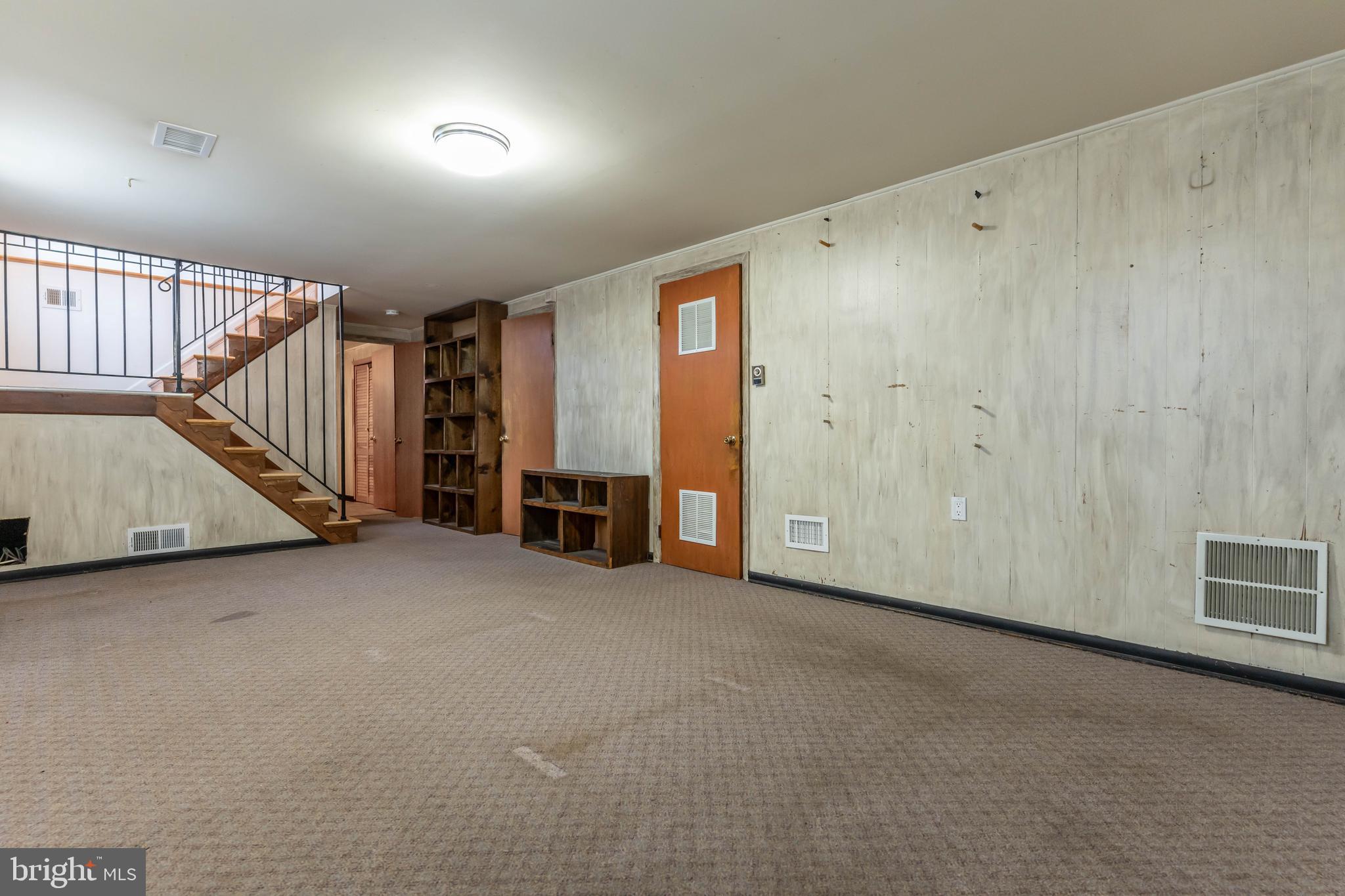 WELLINGTON - Residential