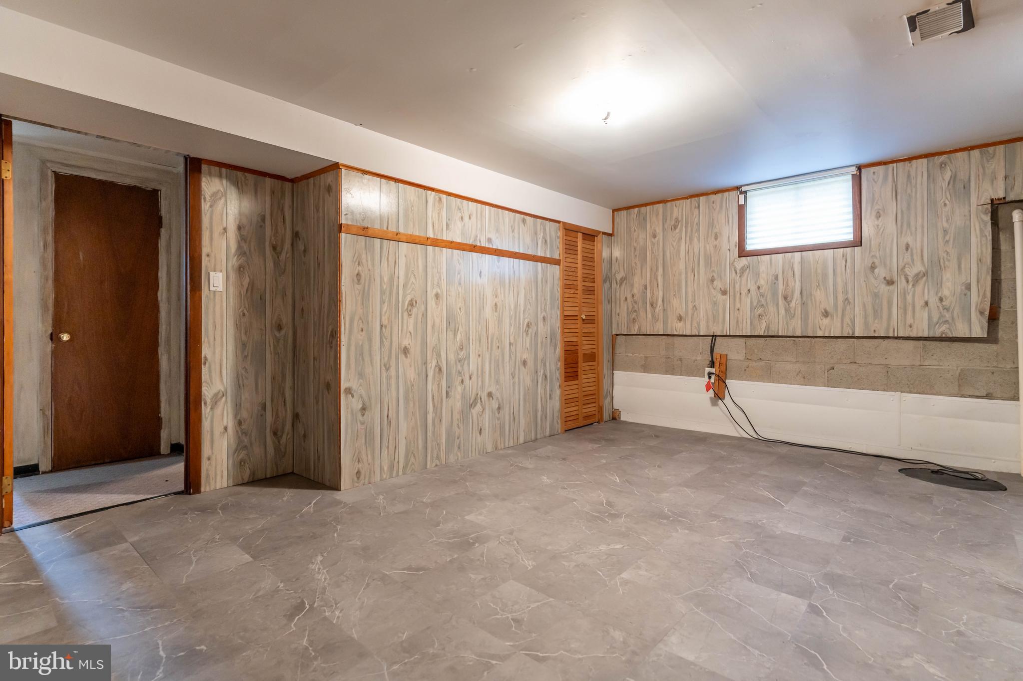 WELLINGTON - Residential