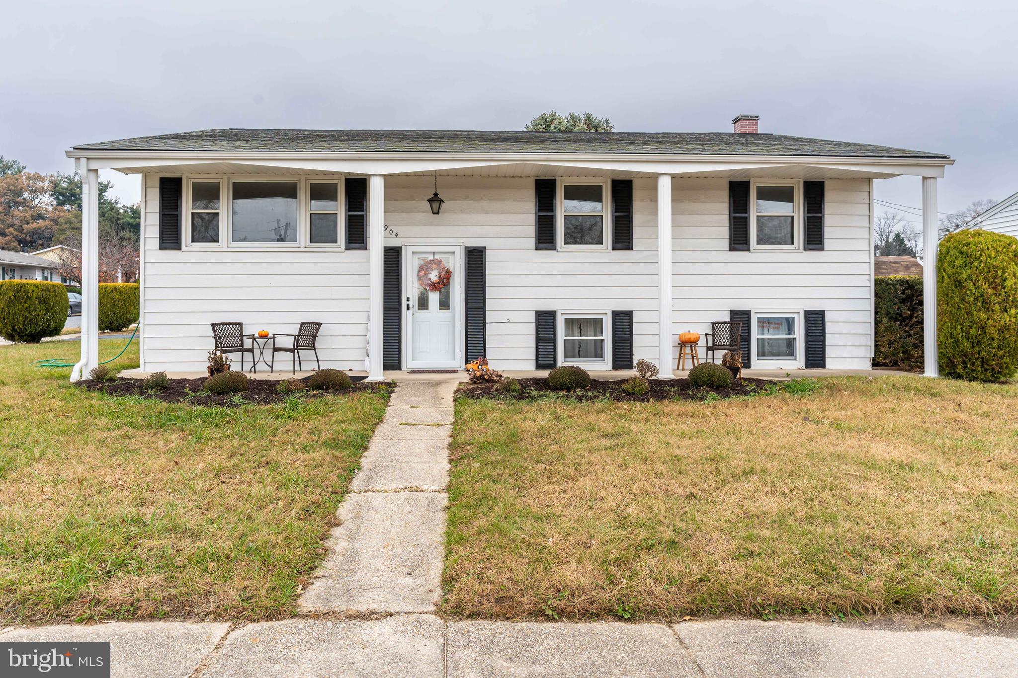 WELLINGTON - Residential