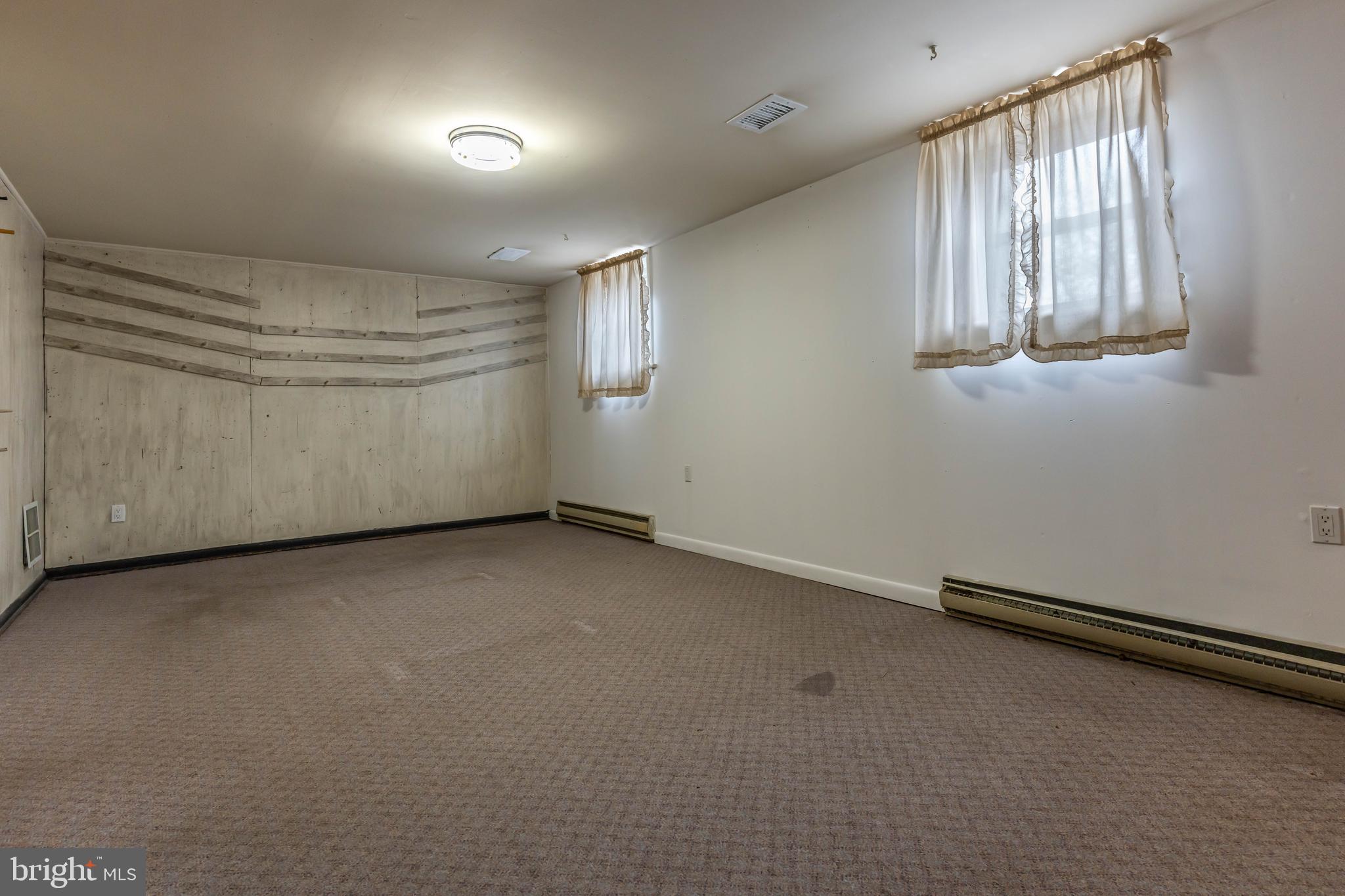 WELLINGTON - Residential