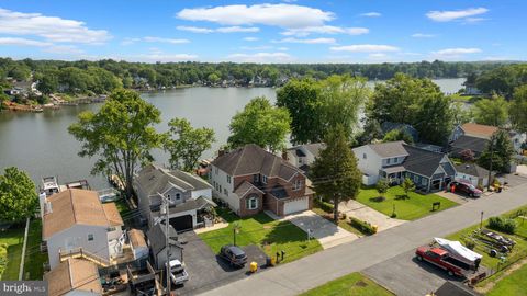 947 LOMBARDEE CIRCLE GLEN BURNIE MD 21060
