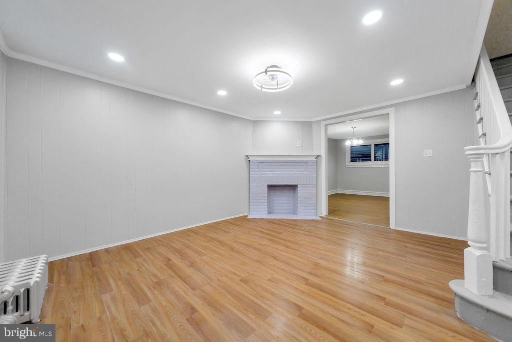 7032 CLOVER LANE