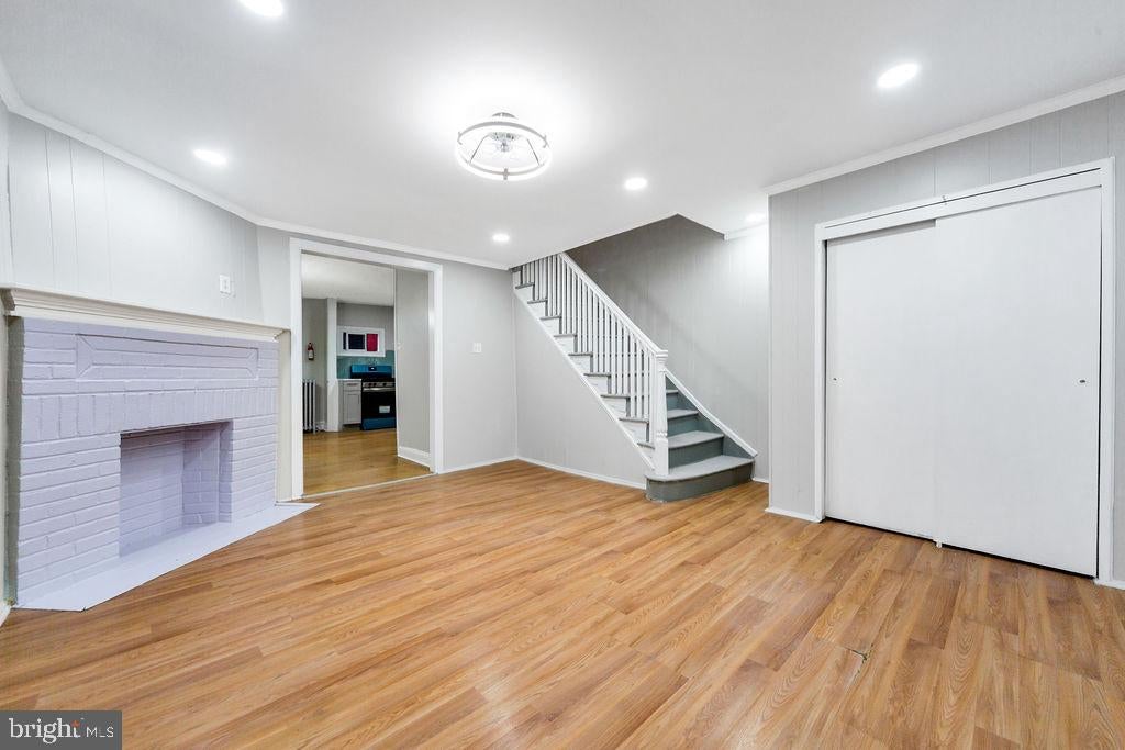 7032 CLOVER LANE