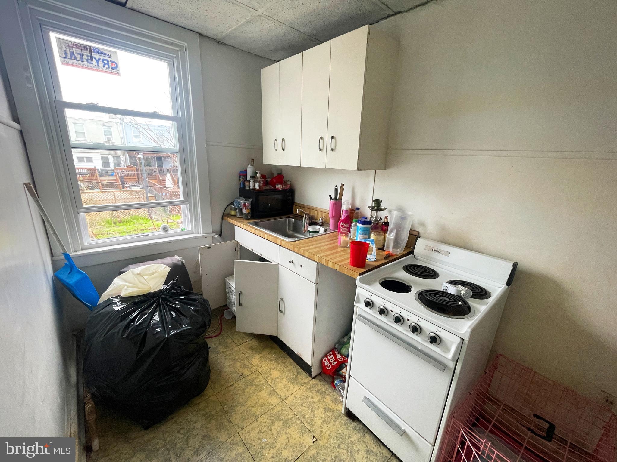 ELMWOOD PARK - Residential Income