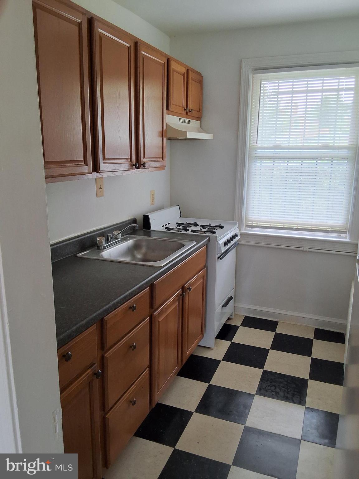 432 33RD STREET SE 2
