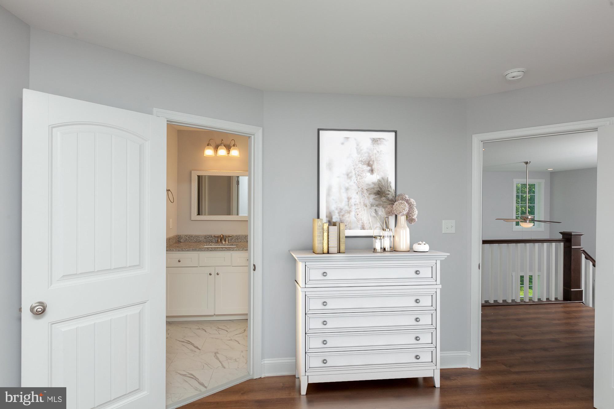 PEMBROKE GROVE - Residential