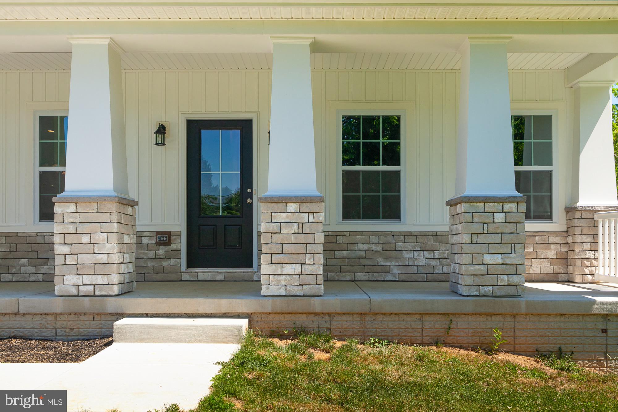 PEMBROKE GROVE - Residential