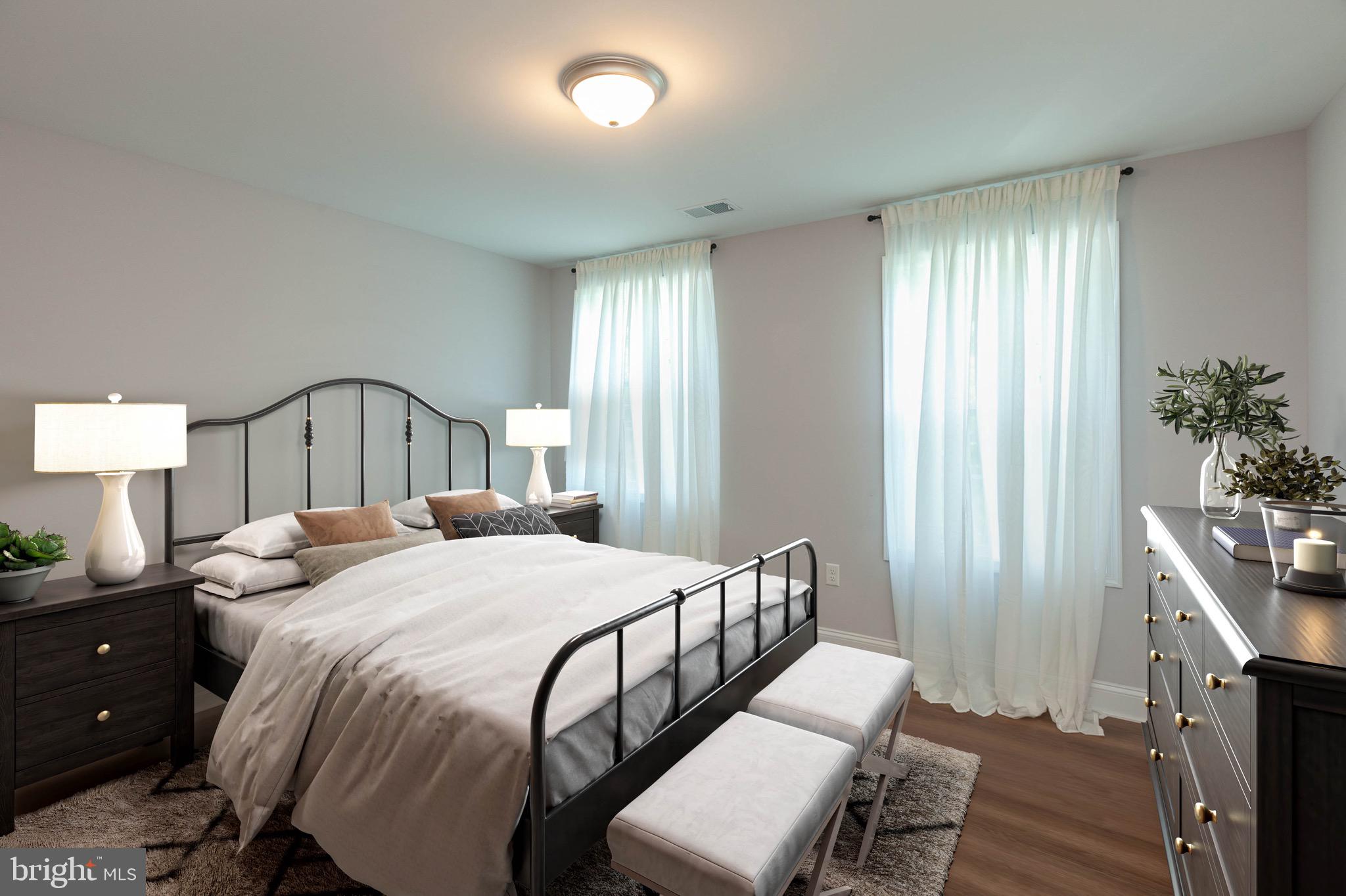 PEMBROKE GROVE - Residential