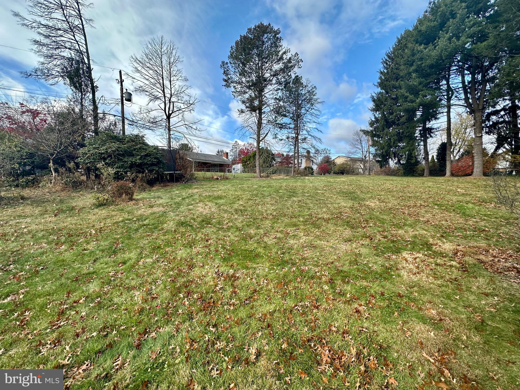 SAGAMORE HILLS - Residential