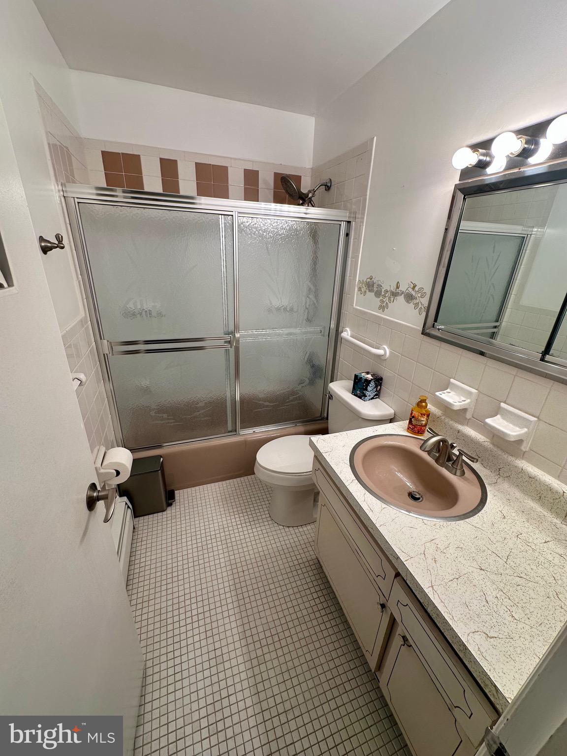 SAGAMORE HILLS - Residential