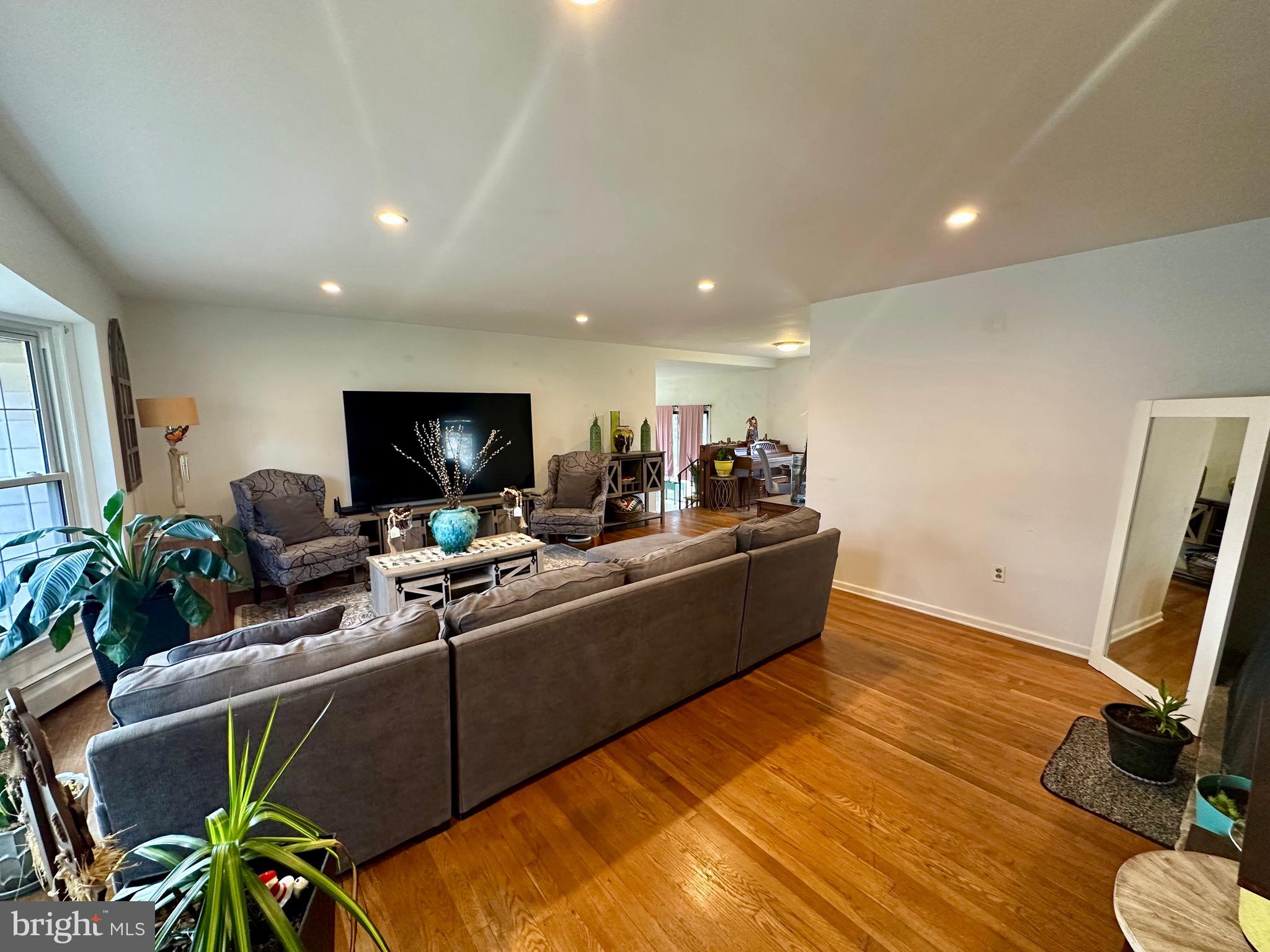 SAGAMORE HILLS - Residential